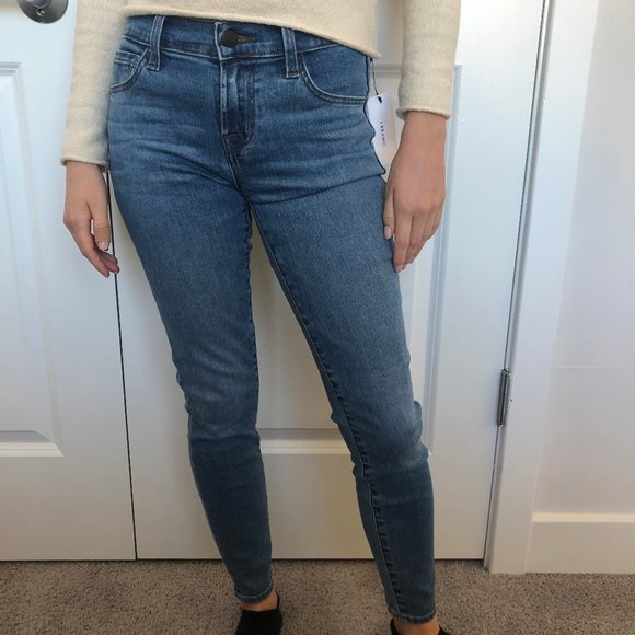 J Brand 835 Mid-Rise Cropped Skinny Jeans, Size 23 - Picture 1 of 8